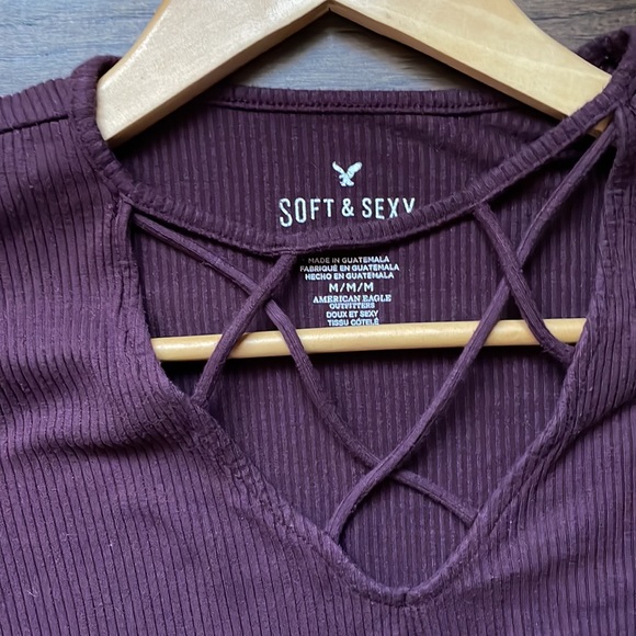 American Eagle Top - Picture 3 of 3